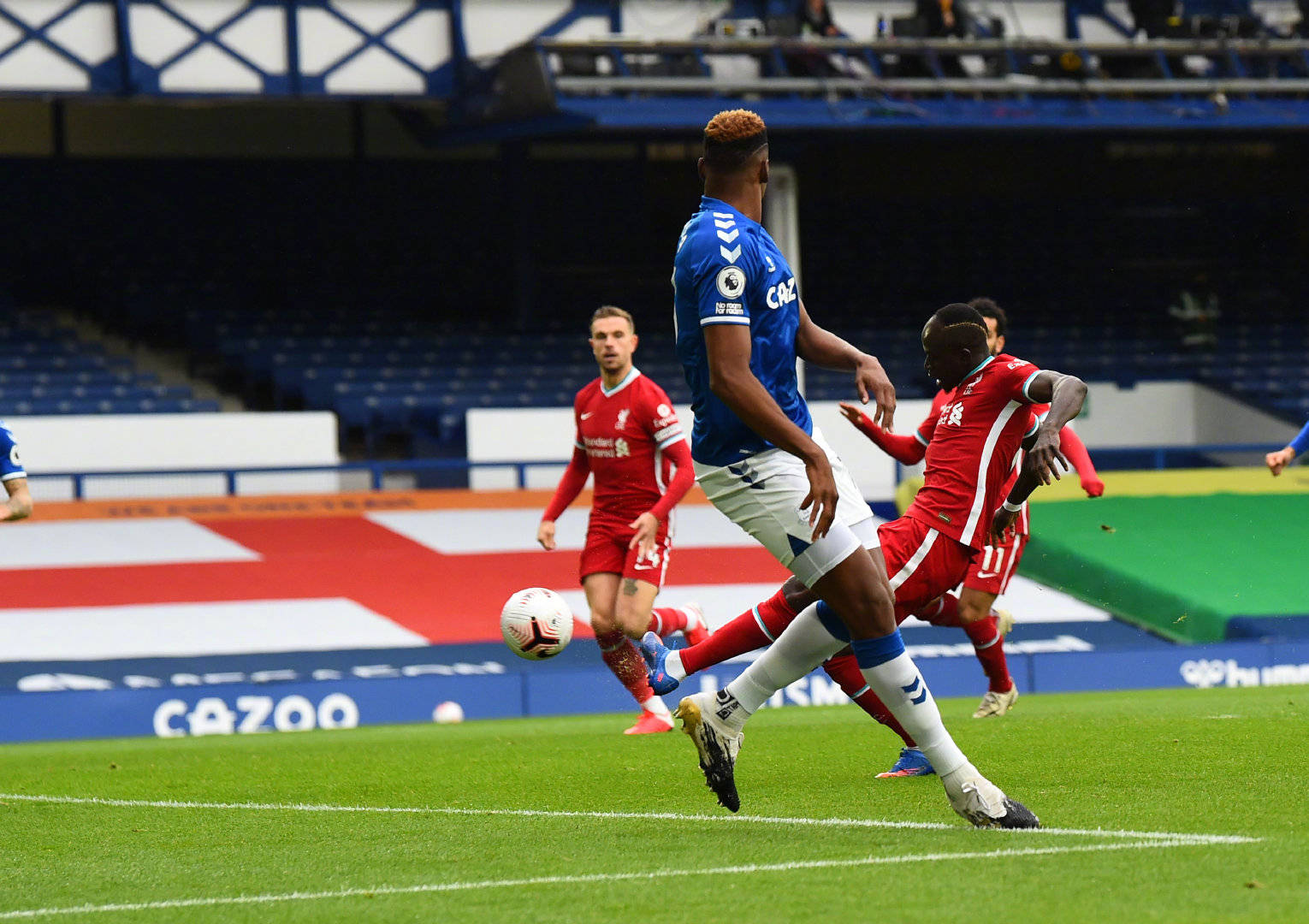 他一度带领 他一度带领